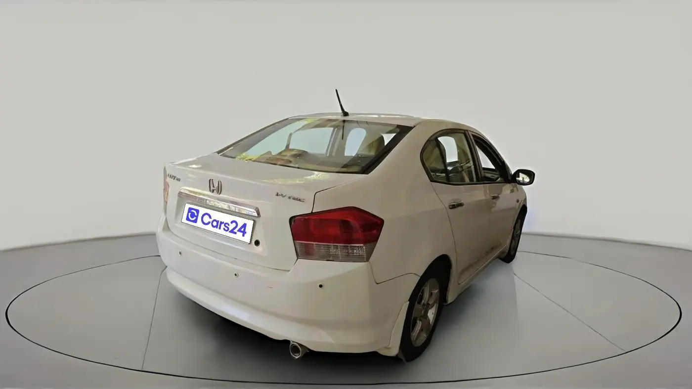2010 Honda City 1.5L I-VTEC V AT, CNG, Automatic, 1,23,119 km, exterior