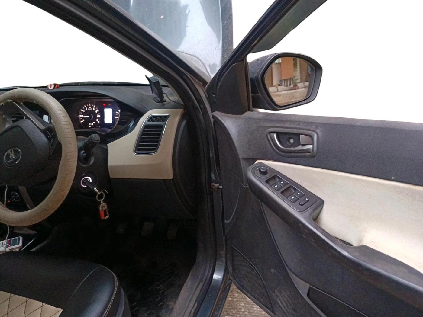 2014 Tata Zest XT PETROL, Petrol, Manual, 57,553 km, interior