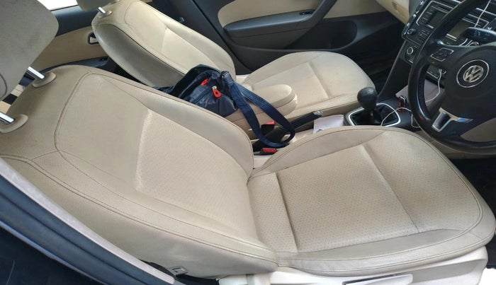 2013 Volkswagen Vento HIGHLINE DIESEL 1.6, Diesel, Manual, 65,180 km, interior