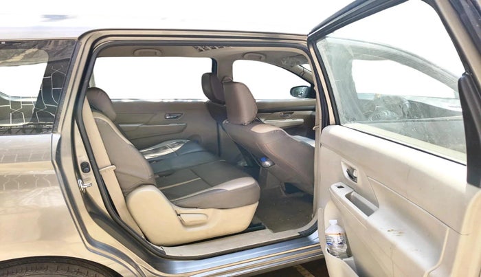 2019 Maruti Ertiga VXI AT SHVS, Petrol, Automatic, 85,133 km, interior