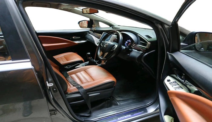 2018 Toyota Innova Crysta 2.4 VX 8 STR, Diesel, Manual, 66,196 km, interior