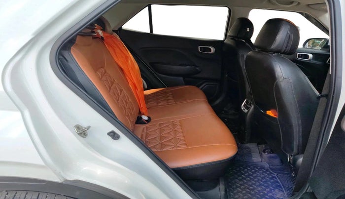 2022 Hyundai VENUE S 1.2, Petrol, Manual, 26,131 km, interior