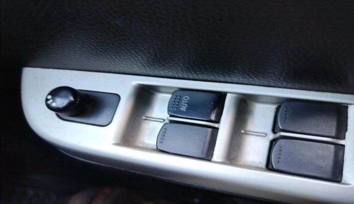 2016 Maruti Wagon R 1.0 VXI AMT, Petrol, Automatic, 25,377 km, interior