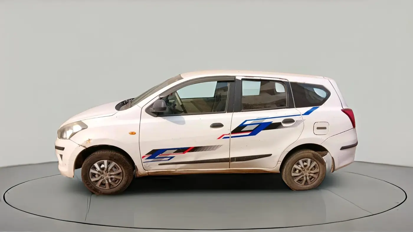2017 Datsun Go Plus A, CNG, Manual, 55,722 km, exterior