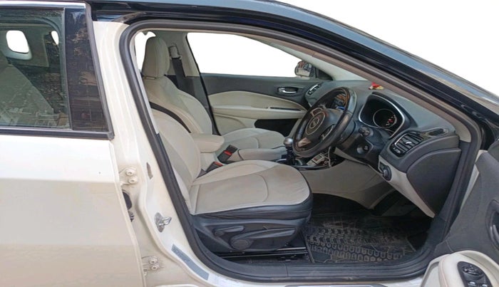 2018 Jeep Compass LIMITED (O) 2.0 DIESEL, Diesel, Manual, 52,282 km, interior