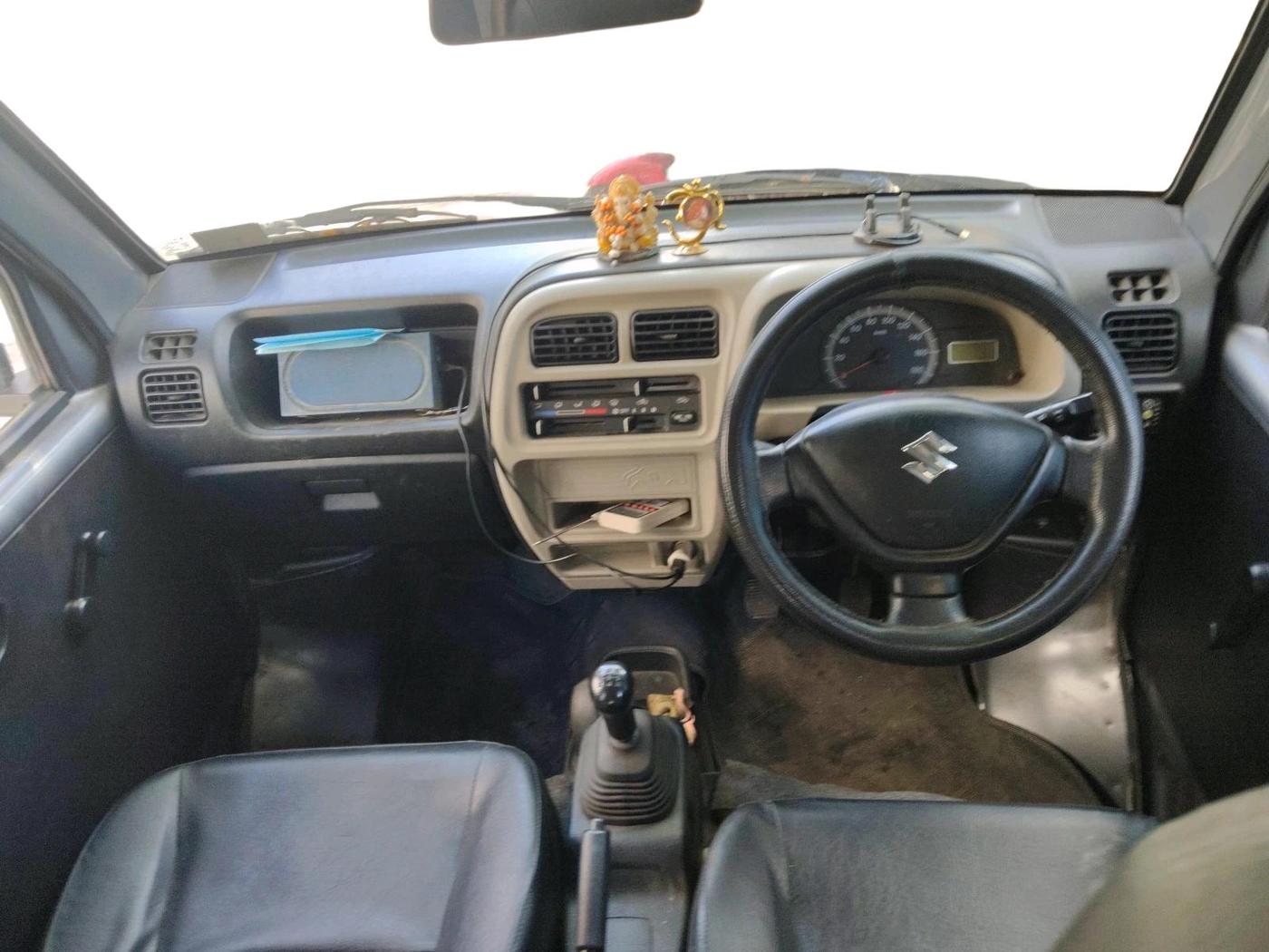 2020 Maruti Eeco 5 STR WITH A/C+HTR CNG, CNG, Manual, 50,414 km, interior