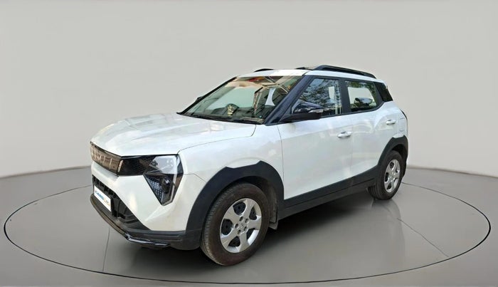 2024 Mahindra XUV 3XO MX3 1.2 L TCMPFi, Petrol, Manual, 10,868 km, exterior