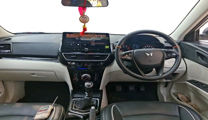 2024 Mahindra XUV 3XO MX3 1.2 L TCMPFi, Petrol, Manual, 10,868 km, interior
