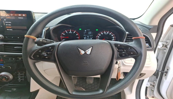 2024 Mahindra XUV 3XO MX3 1.2 L TCMPFi, Petrol, Manual, 10,868 km, interior