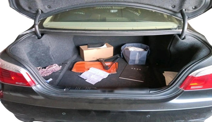 2009 BMW 5 Series 520D, Diesel, Automatic, 73,498 km, exterior