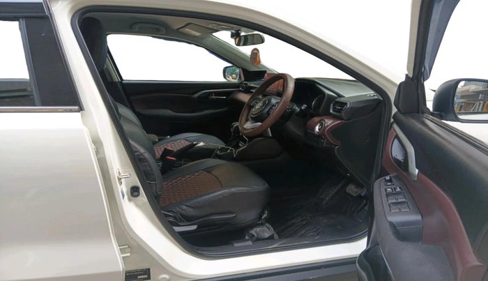 2024 Maruti Grand Vitara DELTA SMART HYBRID AT, Petrol, Automatic, 11,337 km, interior