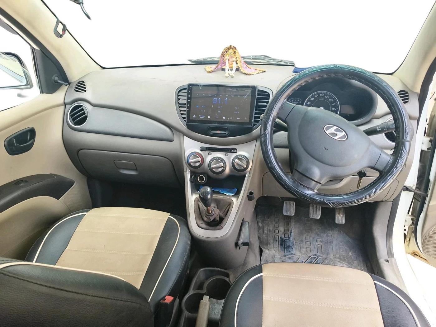 2013 Hyundai i10 ERA 1.1, Petrol, Manual, 56,472 km, interior