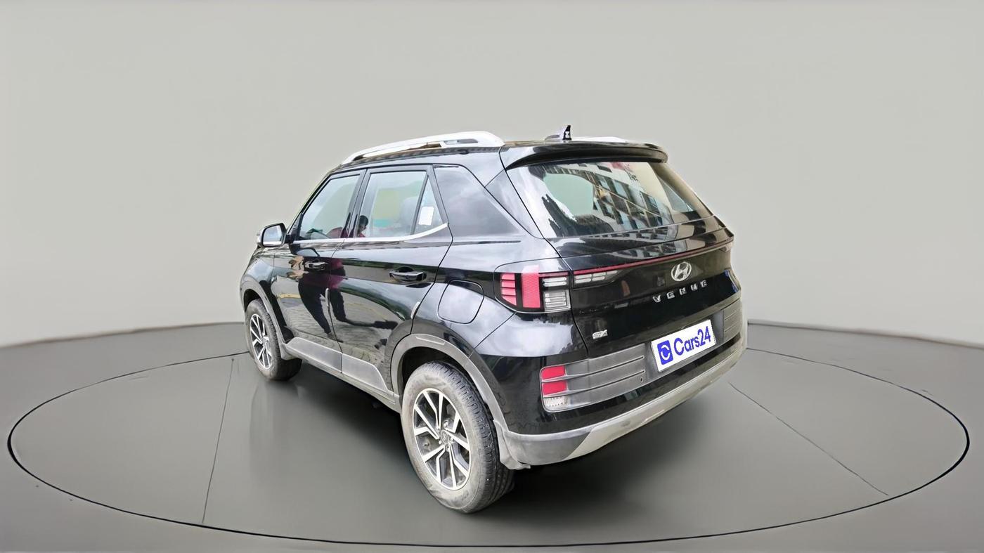 2023 Hyundai VENUE SX 1.2 PETROL, Petrol, Manual, 23,705 km, exterior