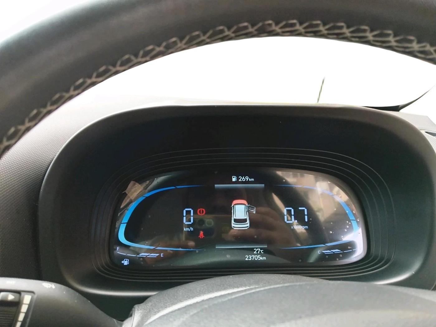2023 Hyundai VENUE SX 1.2 PETROL, Petrol, Manual, 23,705 km, interior