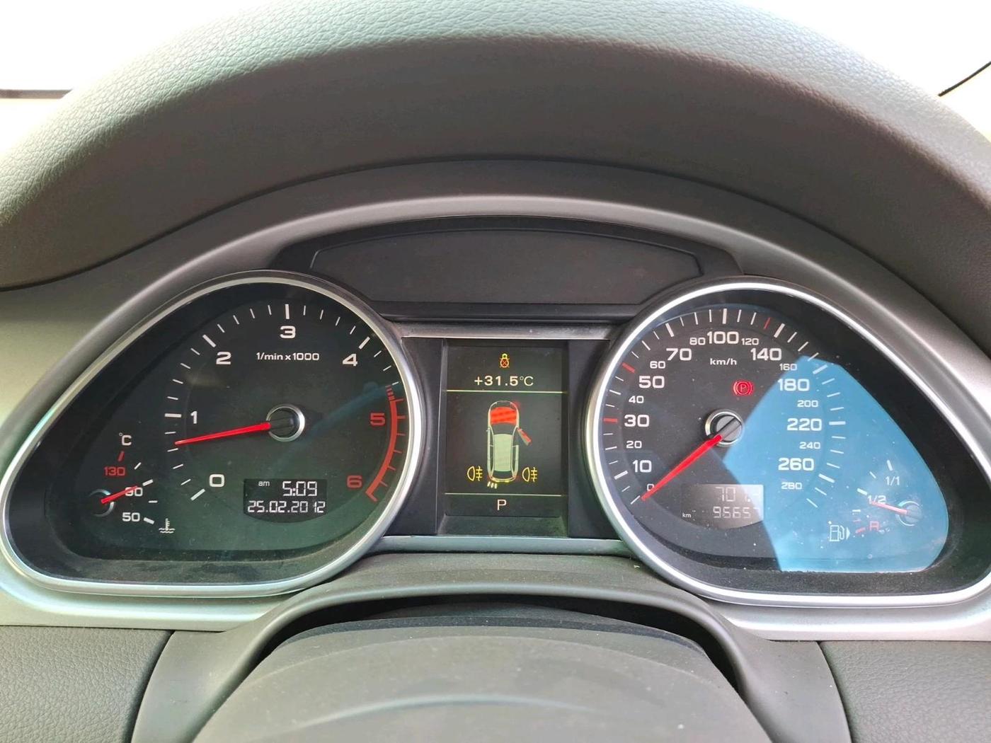2013 Audi Q7 3.0 TDI QUATTRO, Diesel, Automatic, 95,657 km, interior