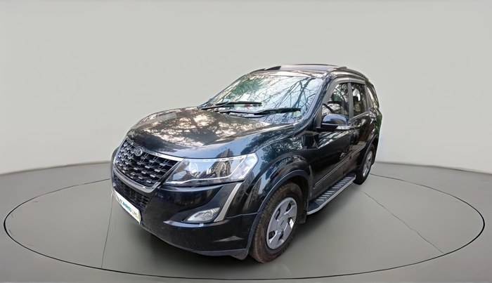 2020 Mahindra XUV500 W7, Diesel, Manual, 69,200 km, exterior