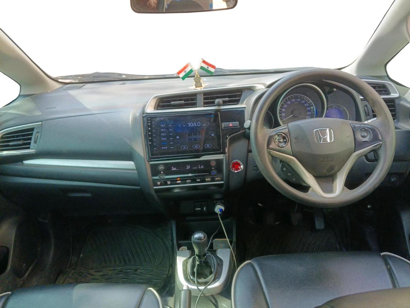 2017 Honda WR-V 1.5L I-DTEC VX MT, Diesel, Manual, 1,52,215 km, interior