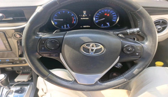 2018 Toyota Corolla Altis VL CVT PETROL, Petrol, Automatic, 1,05,142 km, interior