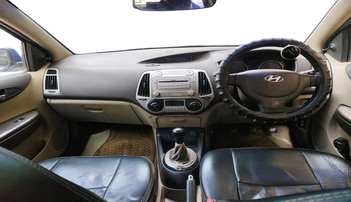 2011 Hyundai i20 MAGNA 1.2, CNG, Manual, 78,017 km, interior