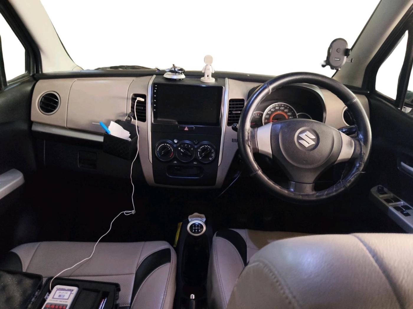 2015 Maruti Wagon R 1.0 VXI ABS, Petrol, Manual, 1,40,880 km, interior