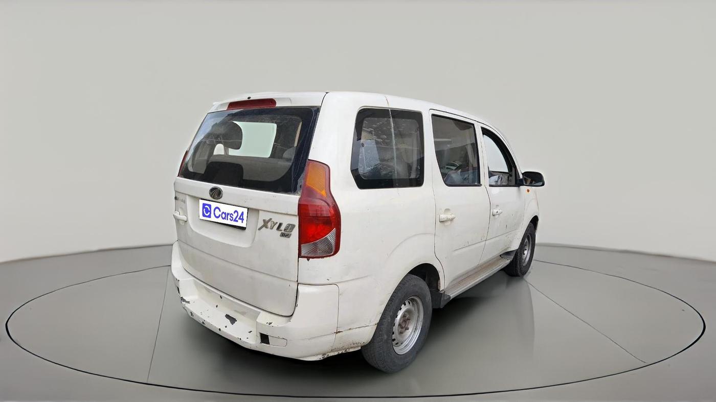 2011 Mahindra Xylo D2 BS-III, Diesel, Manual, 1,16,567 km, exterior