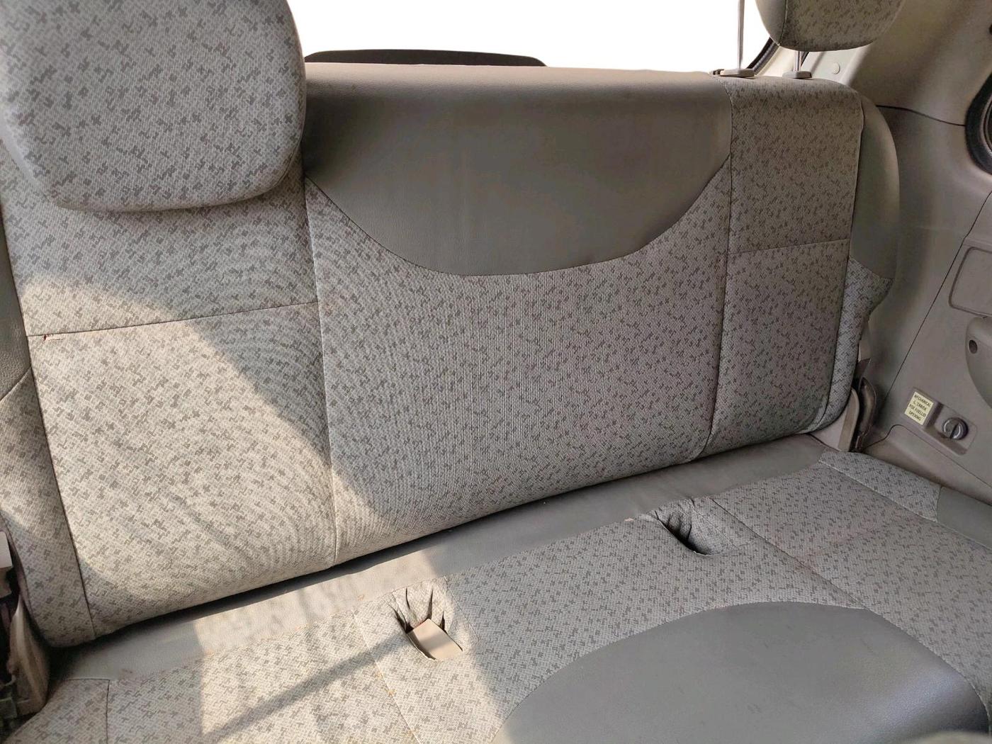 2011 Mahindra Xylo D2 BS-III, Diesel, Manual, 1,16,567 km, interior