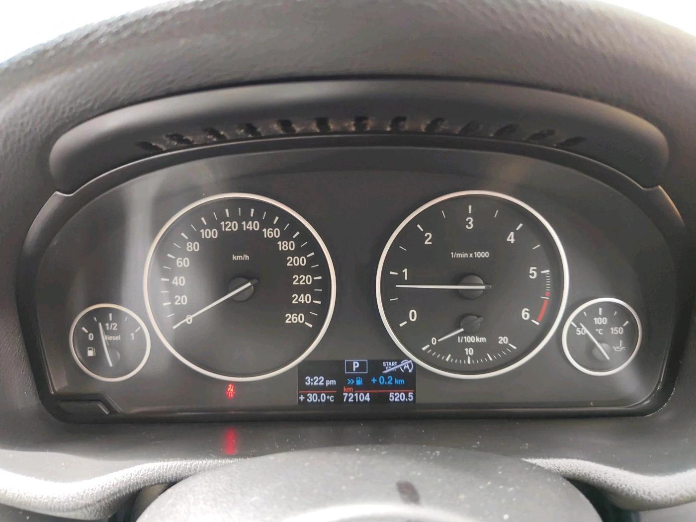 2012 BMW X3 XDRIVE 20D, Diesel, Automatic, 72,104 km, interior