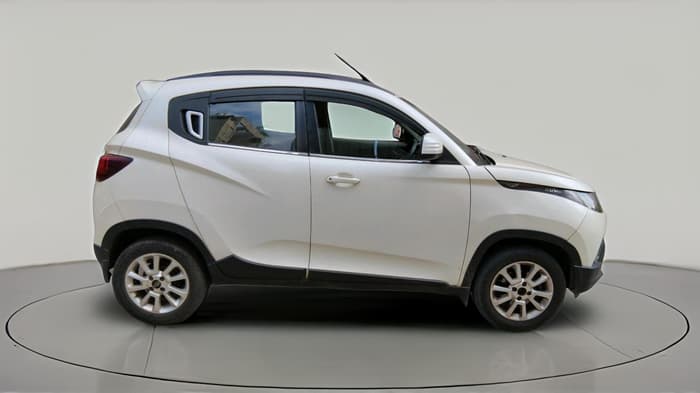 2017 Mahindra Kuv100 K8 6 STR, Petrol, Manual, 42,403 km, exterior