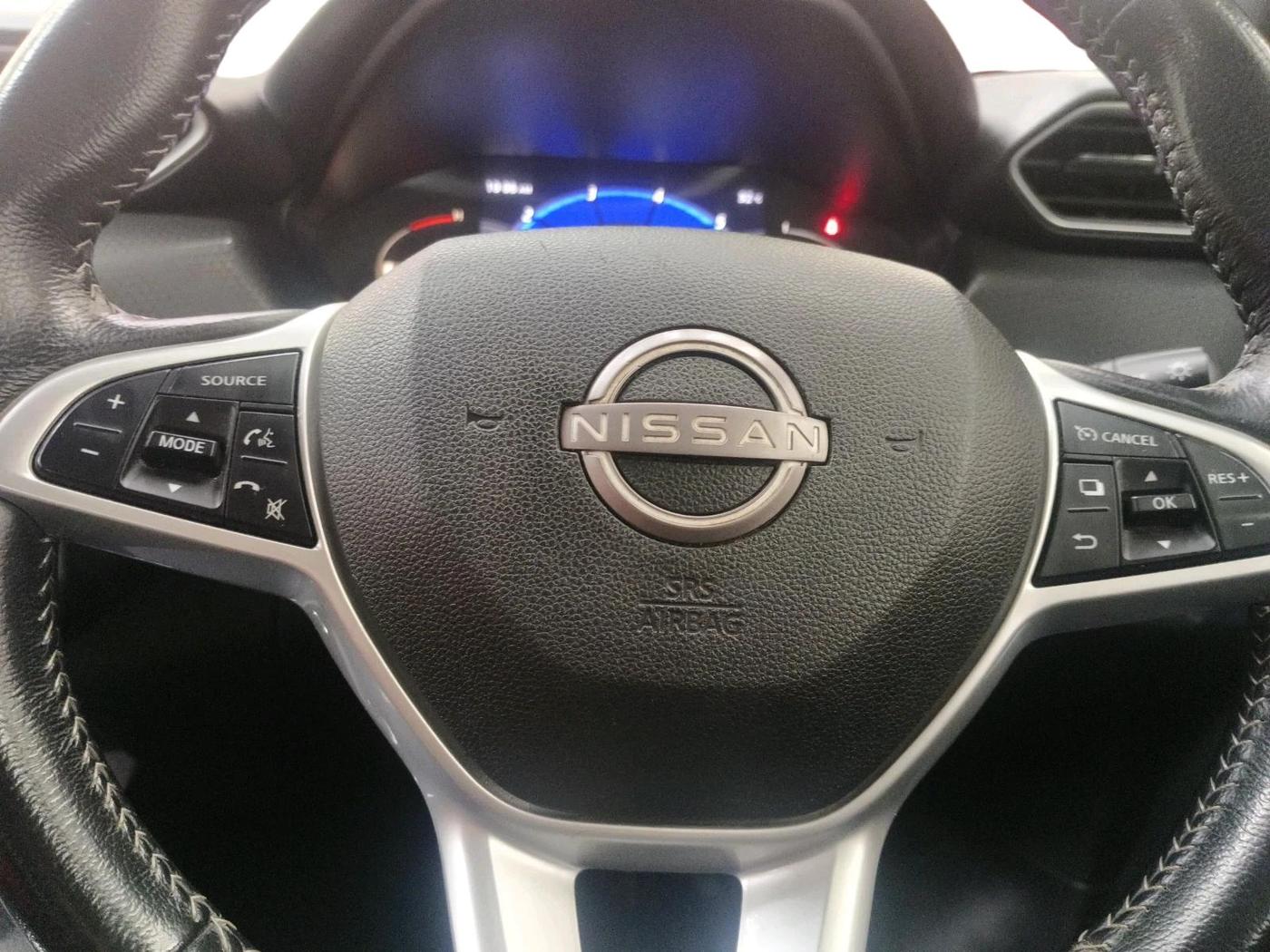 2022 Nissan MAGNITE XV PREMIUM TURBO CVT DUAL TONE, Petrol, Automatic, 20,504 km, interior