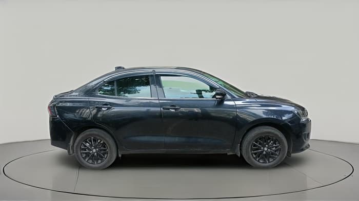 2025 Maruti Dzire ZXi CNG, CNG, Manual, 22,190 km, exterior