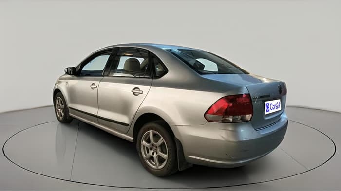 2013 Volkswagen Vento HIGHLINE 1.6 MPI, Petrol, Manual, 50,268 km, exterior