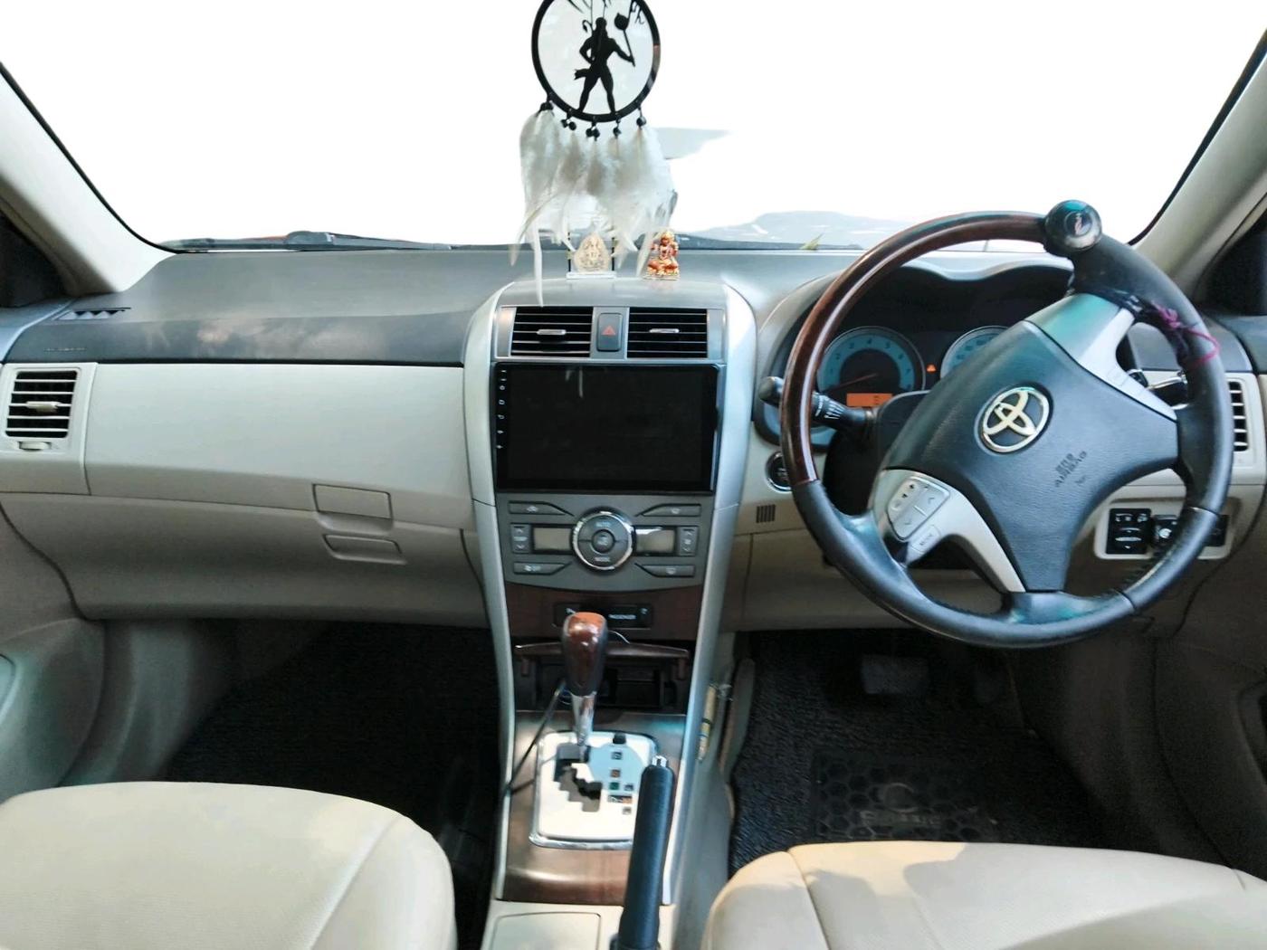 2012 Toyota Corolla Altis VL AT PETROL, CNG, Automatic, 1,55,085 km, interior