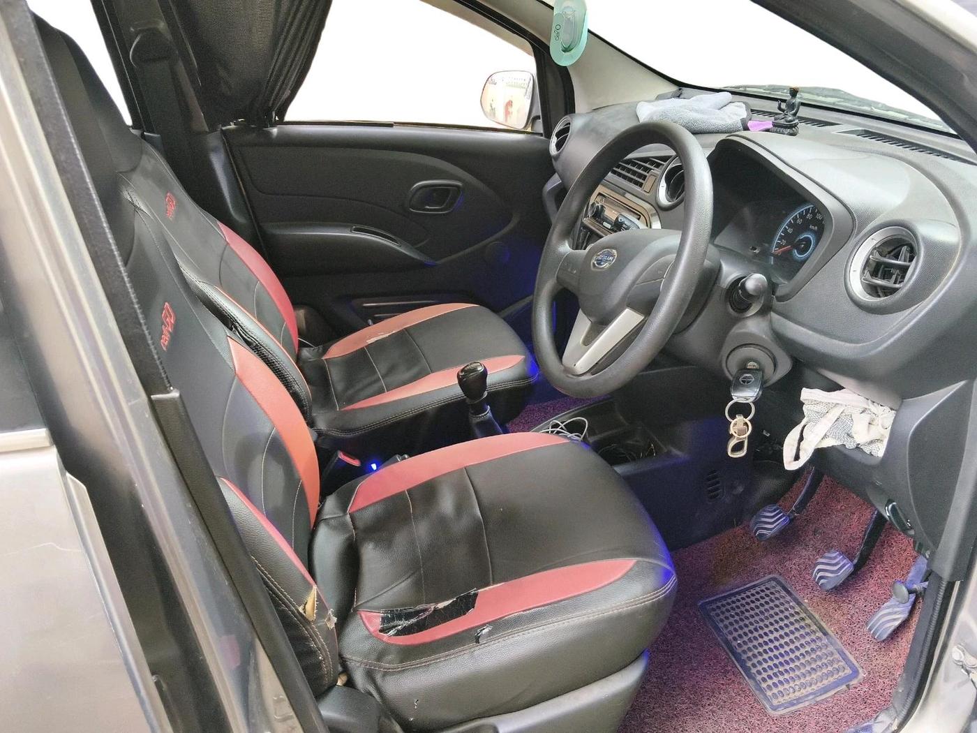 2017 Datsun Redi Go T, Petrol, Manual, 34,827 km, interior