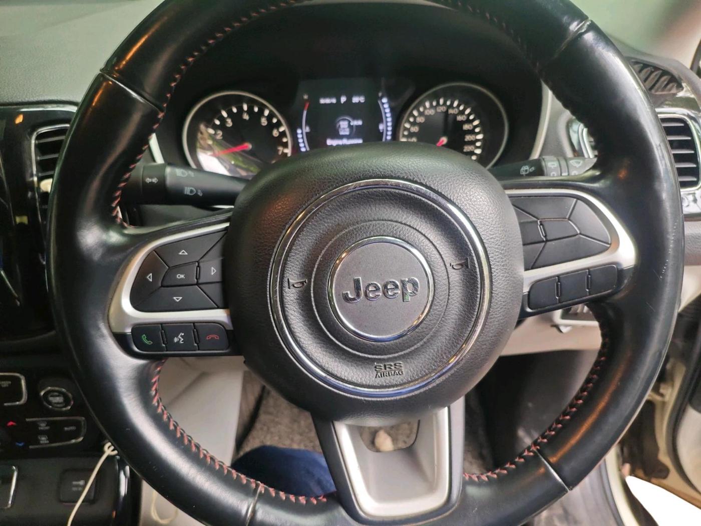 2017 Jeep Compass LIMITED 1.4 PETROL AT, Petrol, Automatic, 50,000 km, interior