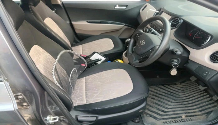 2017 Hyundai Grand i10 SPORTZ (O) 1.2 KAPPA VTVT, Petrol, Manual, 40,994 km, interior