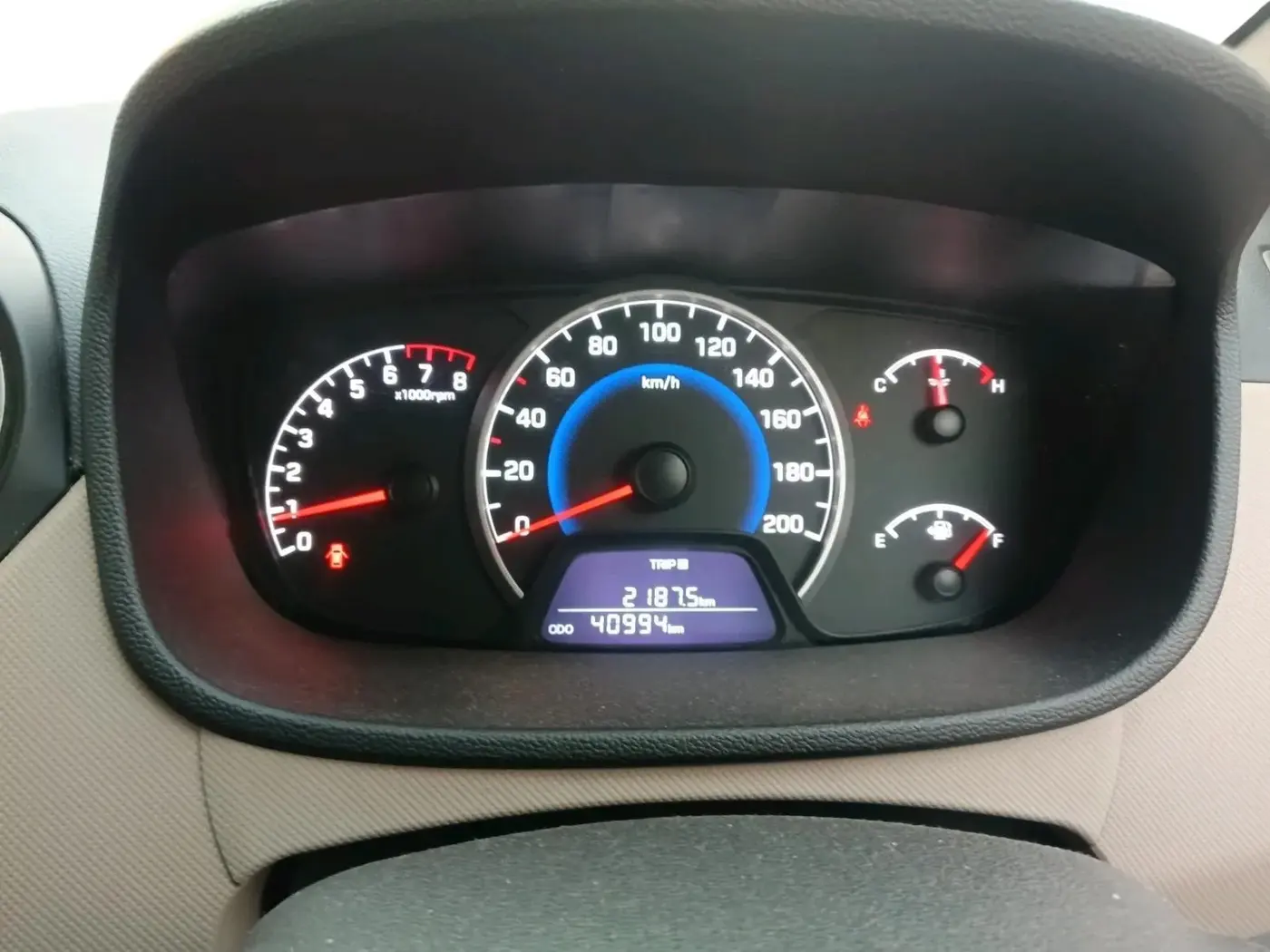 2017 Hyundai Grand i10 SPORTZ (O) 1.2 KAPPA VTVT, Petrol, Manual, 40,994 km, interior