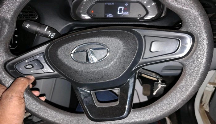 2022 Tata Tiago XT CNG, CNG, Manual, 19,456 km, interior