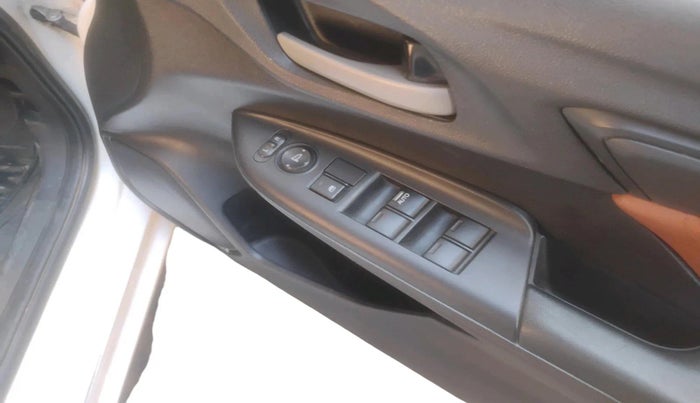 2015 Honda Jazz 1.2L I-VTEC SV, Petrol, Manual, 77,245 km, interior