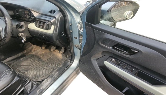 2023 Tata PUNCH ADVENTURE MT, Petrol, Manual, 24,641 km, interior