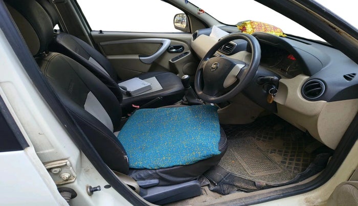 2014 Nissan Terrano XL (P), Petrol, Manual, 83,531 km, interior