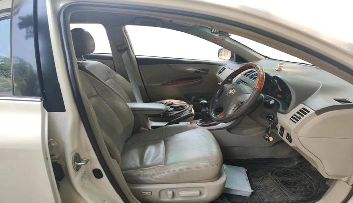 2011 Toyota Corolla Altis GL PETROL, Petrol, Manual, 72,178 km, interior