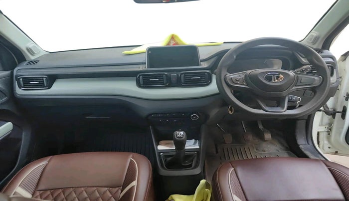 2024 Tata PUNCH ADVENTURE RHYTHM CNG MT, CNG, Manual, 6,651 km, interior