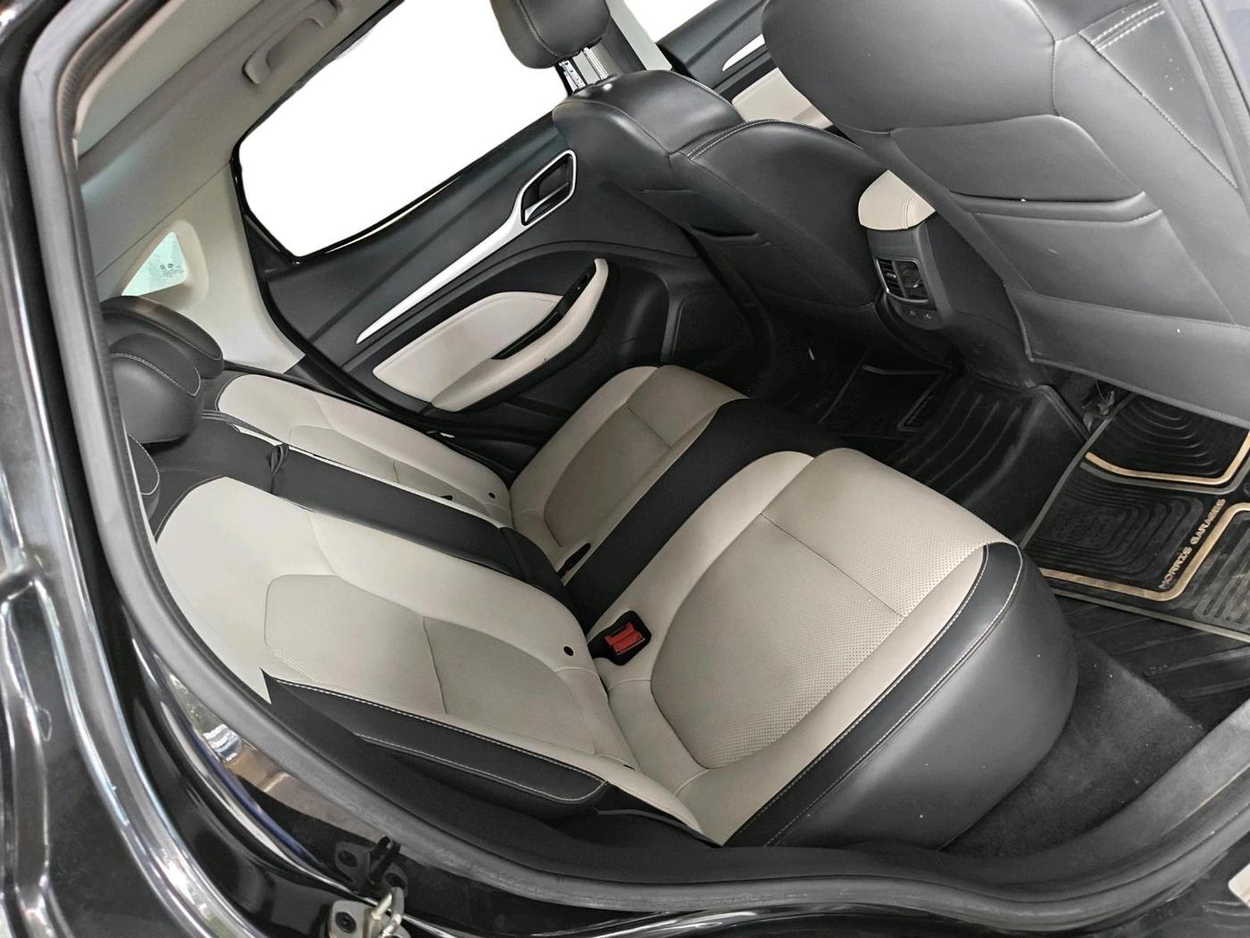 2021 MG ASTOR SHARP 1.5 MT, Petrol, Manual, 41,778 km, interior