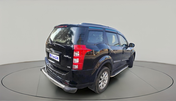 2017 Mahindra XUV500 W8, Diesel, Manual, 1,12,228 km, exterior