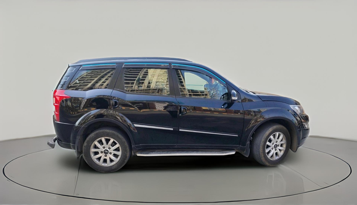 2017 Mahindra XUV500 W8, Diesel, Manual, 1,12,228 km, exterior