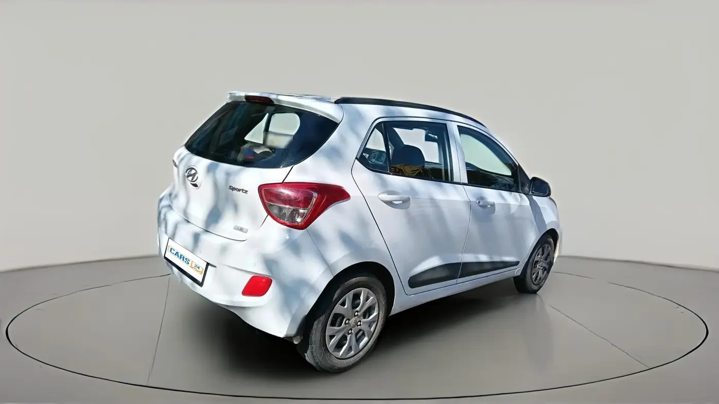 2015 Hyundai Grand i10 SPORTZ 1.2 KAPPA VTVT, Petrol, Manual, 55,000 km, exterior