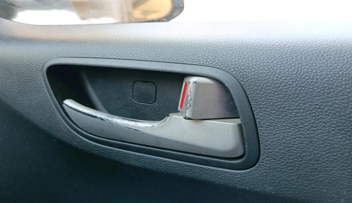 2015 Hyundai Grand i10 SPORTZ 1.2 KAPPA VTVT, Petrol, Manual, 55,000 km, interior