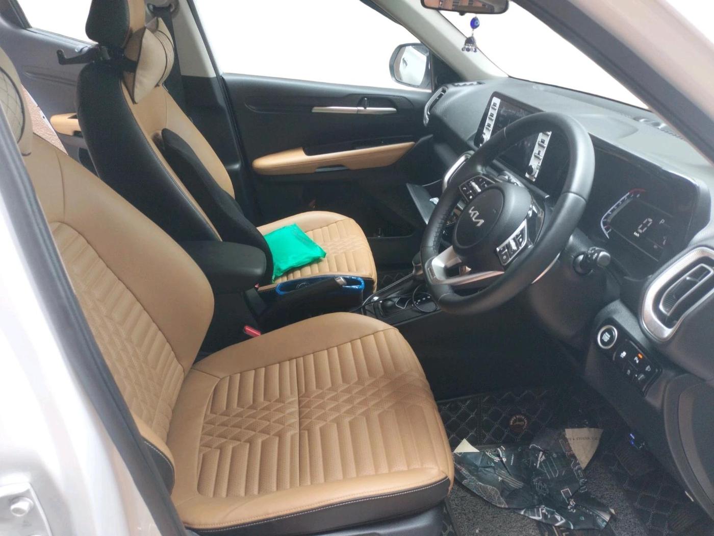 2024 KIA SONET 	 HTX 1.0 TURBO DCT, Petrol, Automatic, 9,101 km, interior