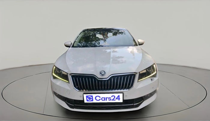 2018 Skoda Superb L&K 1.8 TSI AT, Petrol, Automatic, 1,06,199 km, exterior