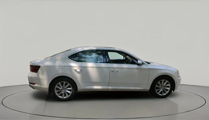2018 Skoda Superb L&K 1.8 TSI AT, Petrol, Automatic, 1,06,199 km, exterior